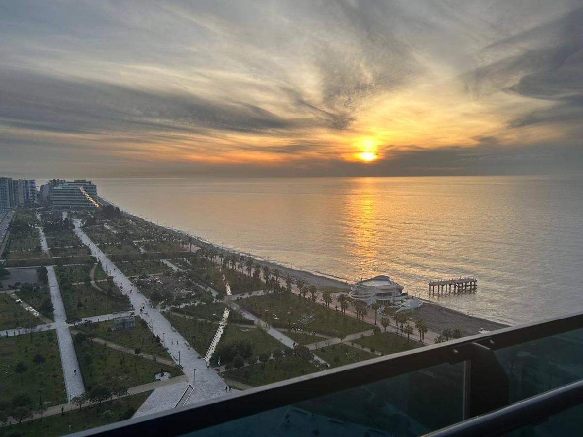 Студия С Потрясающим Видом На Море В Orbi Beach Tower Batumi Eksteriør bilde